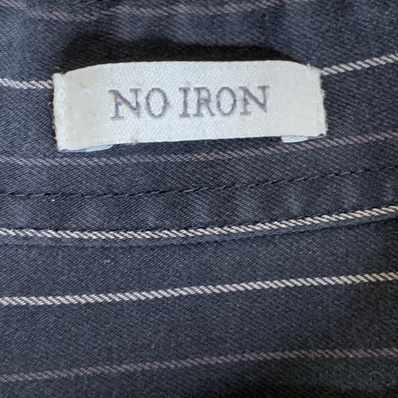 Van Heusen No-Iron Mens Button-Down Shirt L 16-16.5 Long Sleeve Black w/Stripes - Picture 7 of 9